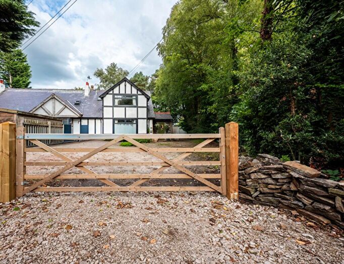 3 Bedroom Semi-Detached House For Sale In Liverpool Road, Rufford, L40