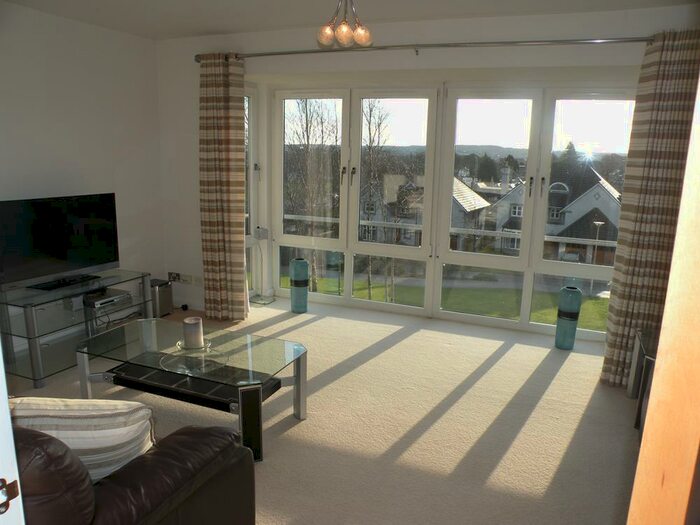3 Bedroom Mews To Rent In Rubislaw View, Aberdeen, AB15