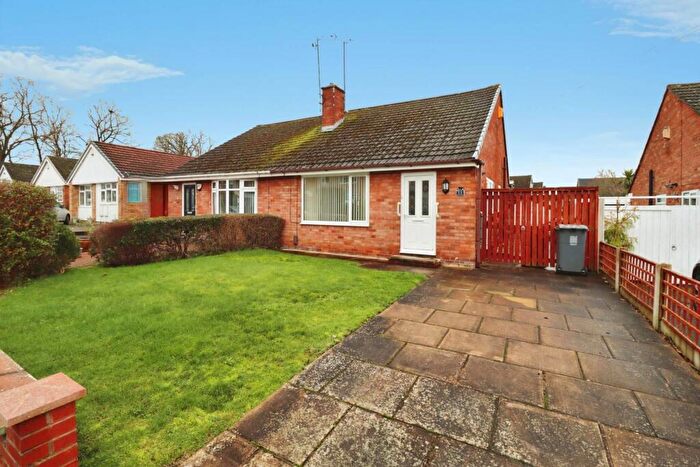 2 Bedroom Bungalow For Sale In Sunningdale Drive, Bromborough, CH63