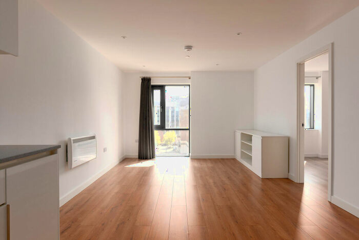 1 Bedroom Apartment To Rent In The Lansdowne, Hagley Road, Birmingham, B16