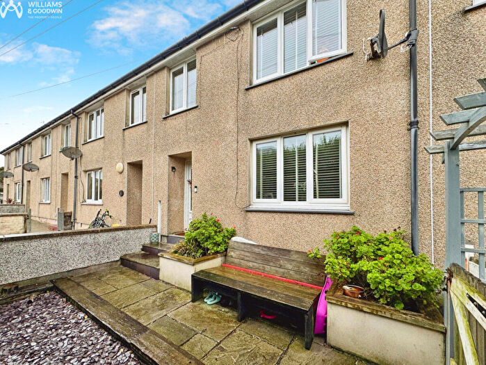 3 Bedroom Terraced House For Sale In Maes Yr Haf, Holyhead, LL65