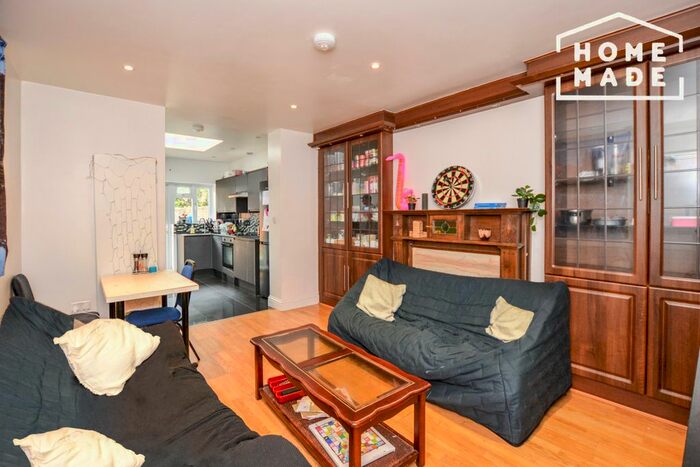 5 Bedroom Semi-Detached House To Rent In Robin Hood Way, Kingston, SW15