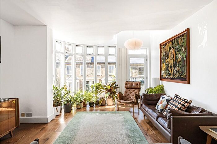 3 Bedroom Terraced House For Sale In Glaskin Mews, Danesdale Road, London, E9