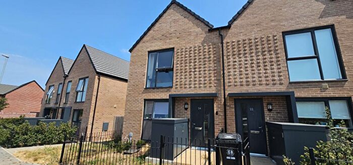2 Bedroom House To Rent In Wildflower Avenue, Bristol, BS1