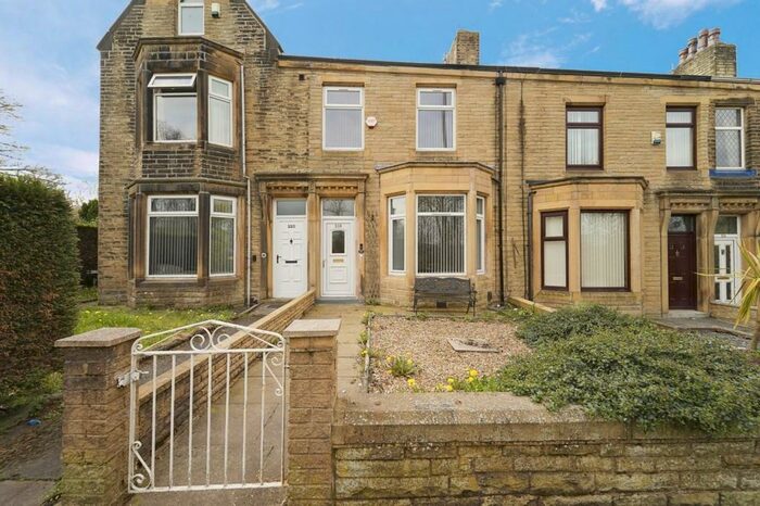 3 Bedroom Terraced House To Rent In Burnley Road, Padiham, Burnley, Lancashire, BB12