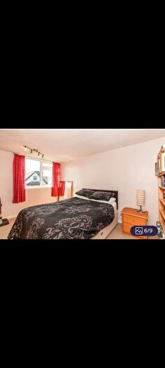 3 Bedroom Flat To Rent In Gatwick Close, SL1