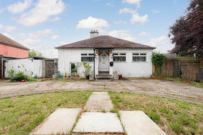 3 Bedroom Detached Bungalow For Sale In Ashford Road, Chartham, CT4