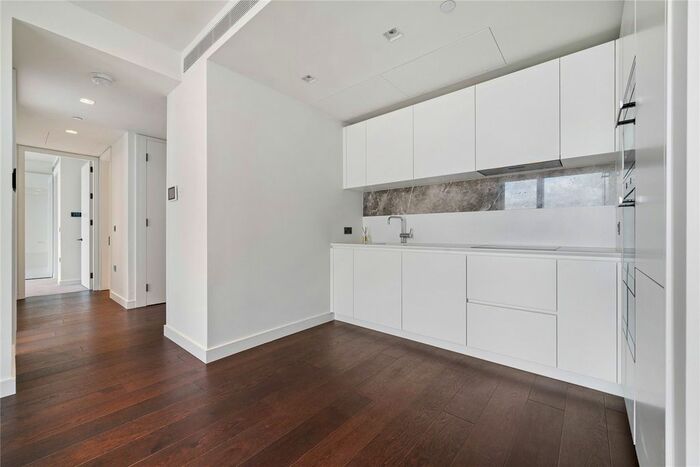 2 Bedroom Flat To Rent In Casson Square, London, SE1