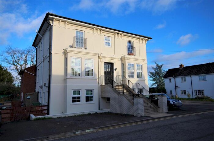 2 Bedroom Flat To Rent In Shepherds Patch, Slimbridge, Gloucester GL2