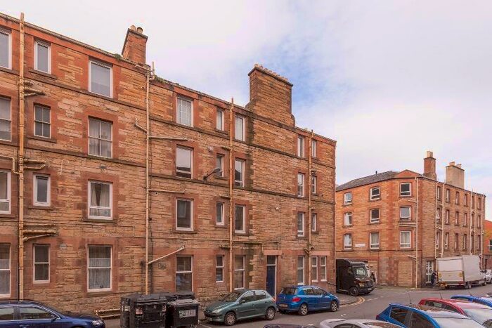 1 Bedroom Flat To Rent In Milton Street, Abbeyhill, Edinburgh, EH8