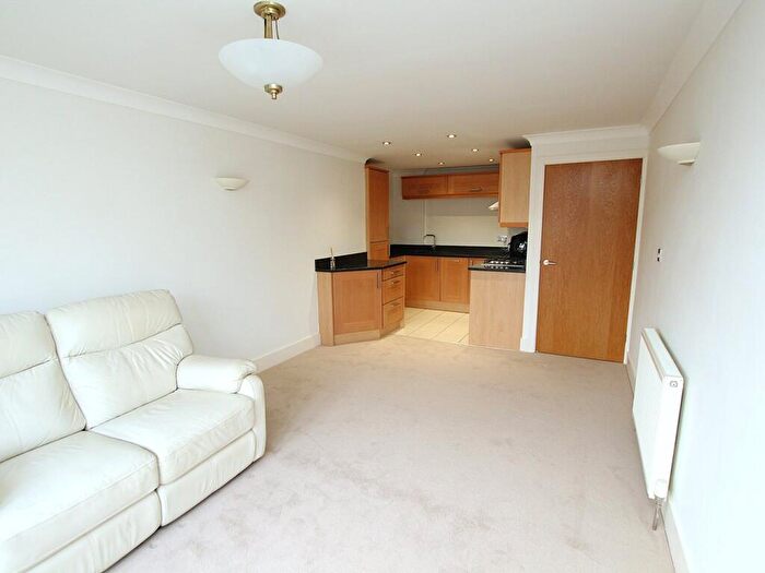 2 Bedroom Apartment To Rent In St Peters Road, Lower Parkstone, Poole, BH14