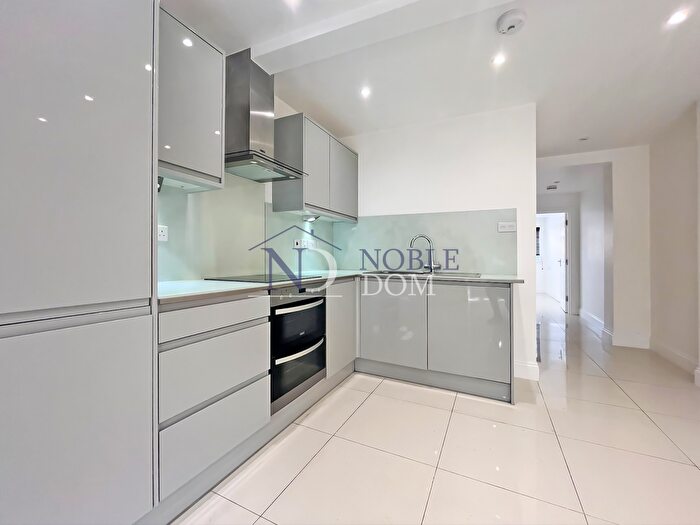 1 Bedroom Flat To Rent In Feltham Road, Ashford, TW15