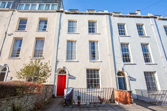 1 Bedroom Flat For Sale In Meridian Place, Bristol, Somerset, BS8