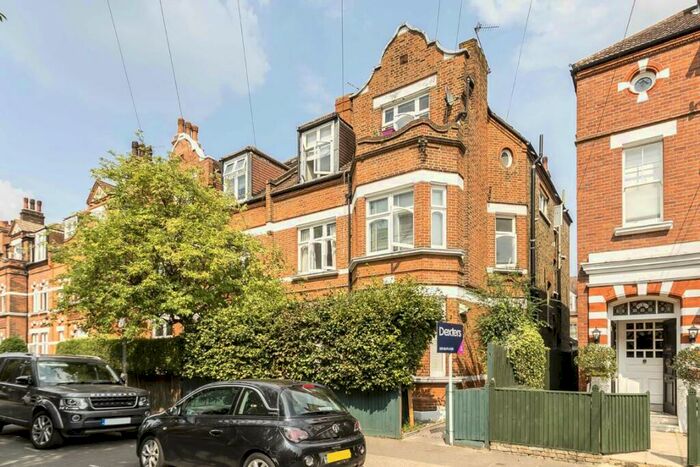 5 Bedroom Flat To Rent In Wexford Road, Balham, SW12
