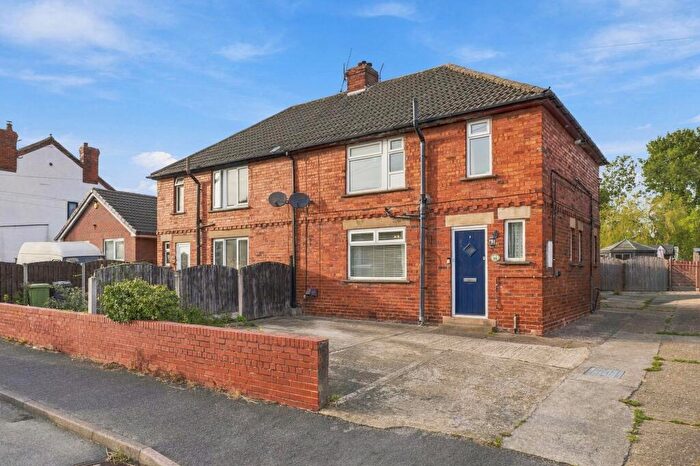 4 Bedroom Semi-Detached House For Sale In Portland Street, Clowne, S43