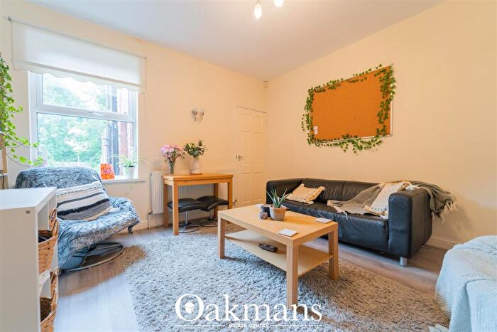 4 Bedroom House To Rent In Tiverton Road, Birmingham, B29