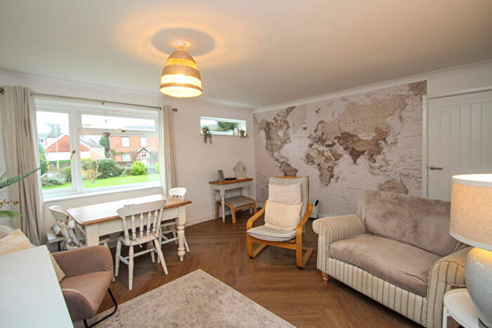 2 Bedroom Apartment To Rent In Havelock Road, Southampton, SO31