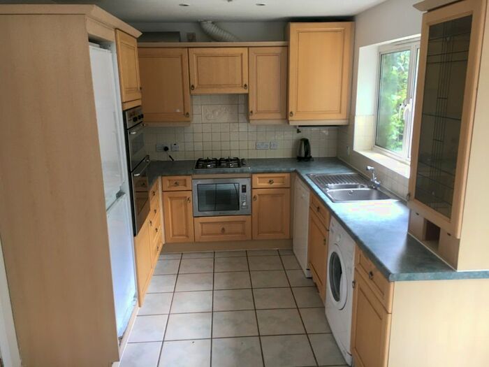 5 Bedroom Town House To Rent In Tollington Way, Holloway, Islington, North London, N7