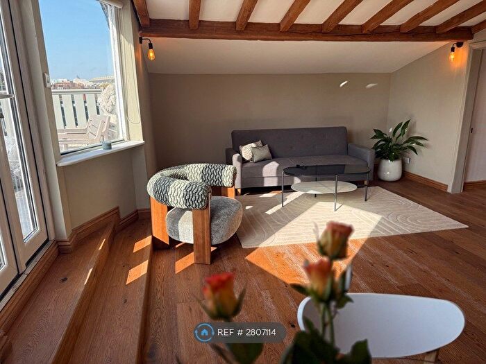 1 Bedroom Flat To Rent In Danbury St, London, N1