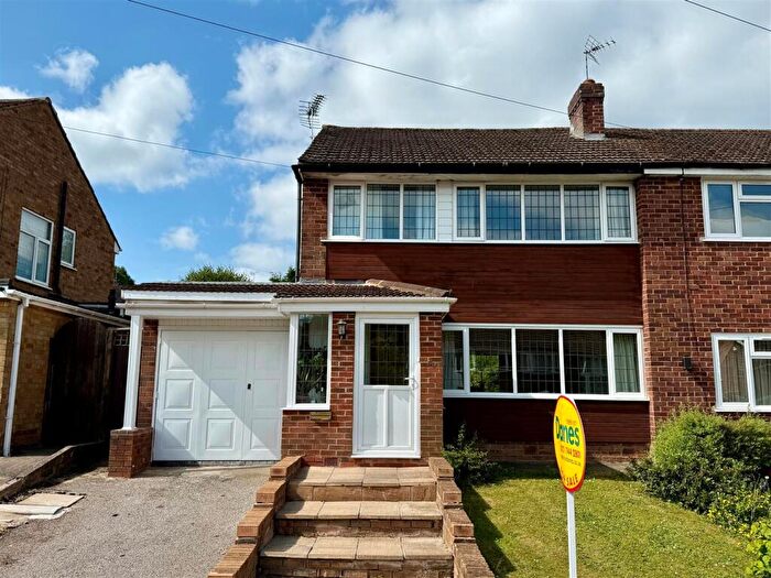 3 Bedroom Semi-Detached House For Sale In Pear Tree Crescent, Shirley, Solihull, B90