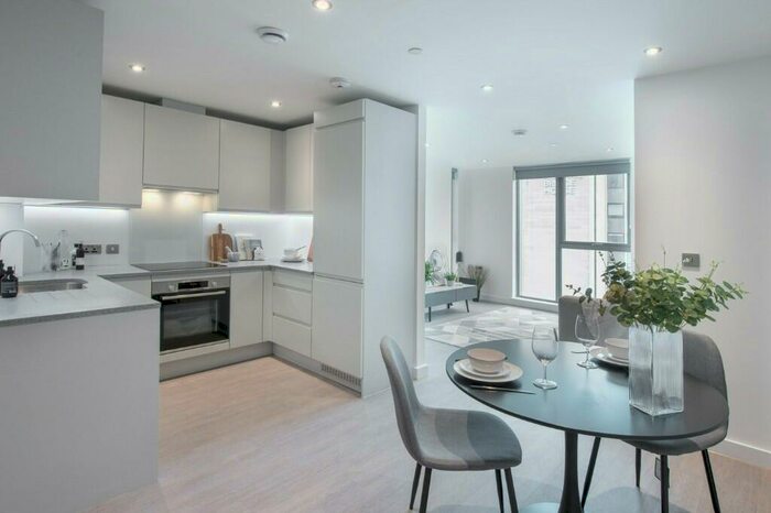 1 Bedroom Flat To Rent In Napier Road, Reading, Berkshire, RG1