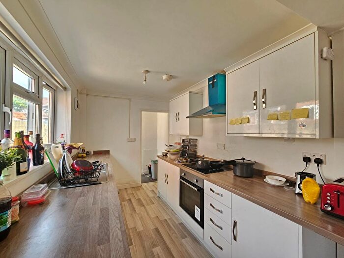 5 Bedroom Property To Rent In Brintons Road, Southampton, SO14