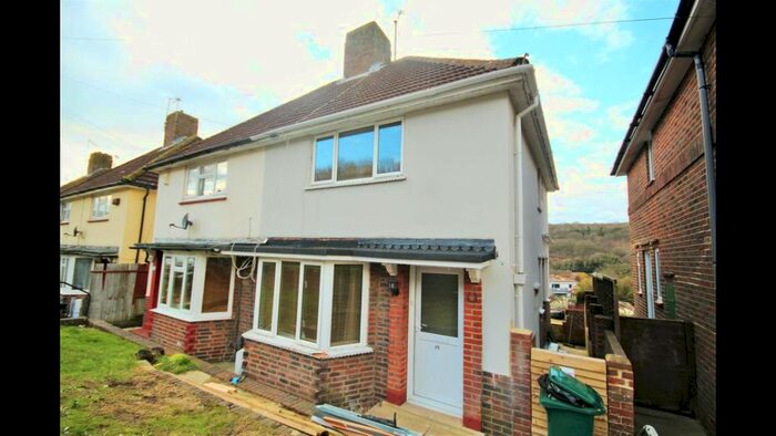 2 Bedroom Semi-Detached House To Rent In Hodshrove Road, Brighton, BN2