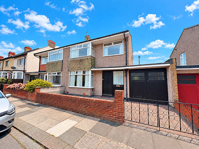 3 Bedroom Semi-Detached House For Sale In Columbia Terrace, Blyth, NE24