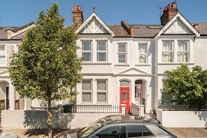 3 Bedroom Terraced House For Sale In Eastcombe Avenue, Charlton, SE7