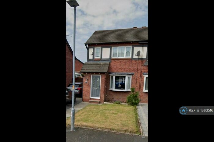 2 Bedroom Semi-Detached House To Rent In Durham Close, Dukinfield, SK16