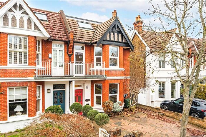 6 Bedroom Property To Rent In Palewell Park Road, London, SW14