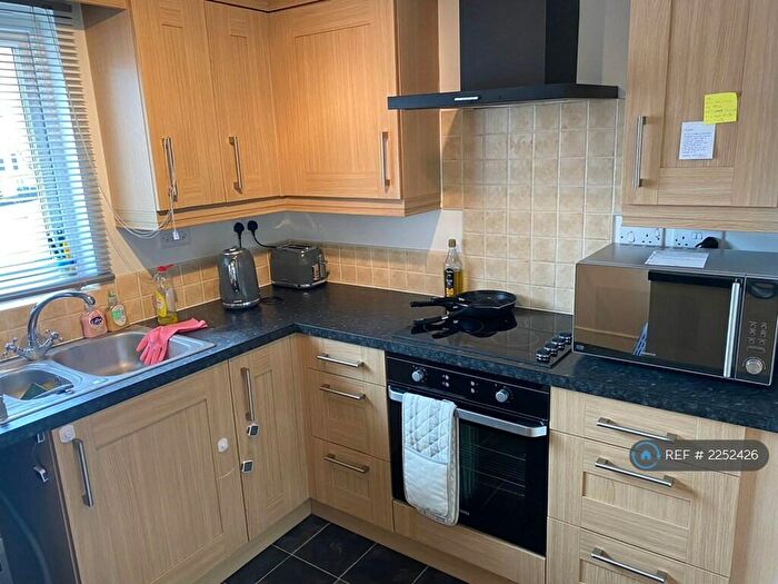 2 Bedroom Flat To Rent In Barley Leaze, Chippenham, SN14