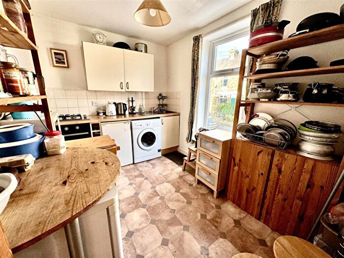 1 Bedroom Flat To Rent In Crookes, Sheffield, S10