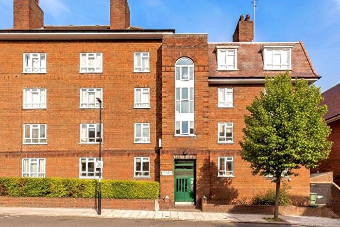 2 Bedroom Flat For Sale In Nelsons Row, London, SW4