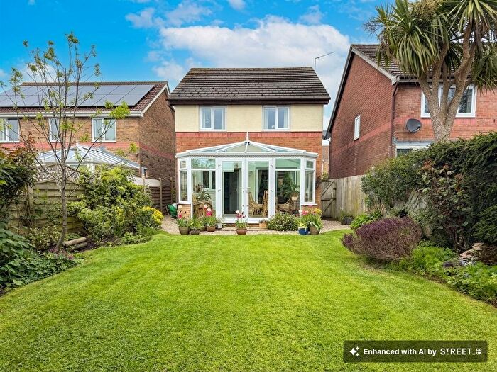 3 Bedroom Detached House For Sale In Mayflower Way, Rhoose, CF62