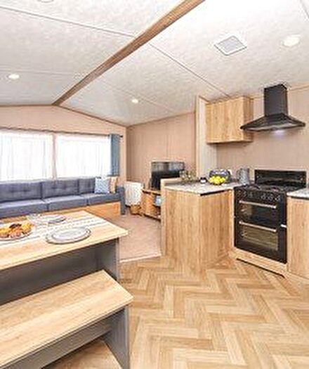 3 Bedroom Mobile/park Home For Sale In Links Avenue, Powfoot, Annan, DG12