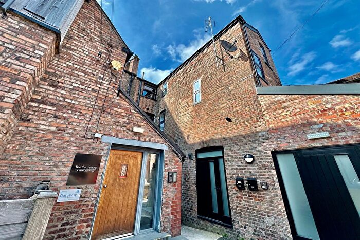 1 Bedroom Flat To Rent In The Causeway, Altrincham, WA14
