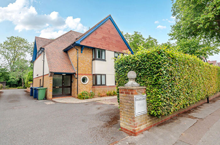 2 Bedroom Apartment For Sale In Davenant Road, Oxford, Oxfordshire, OX2