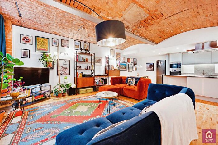 2 Bedroom Flat For Sale In Chorlton Mill, Manchester, Manchester City Centre, M1
