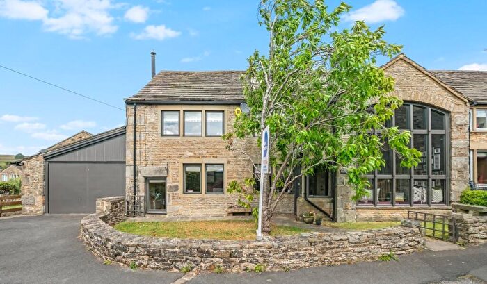 5 Bedroom Barn Conversion For Sale In West Lane, Bradley, Skipton, North Yorkshire, BD20