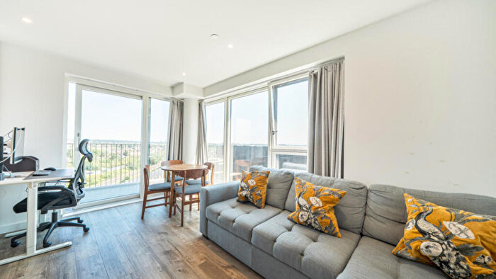2 Bedroom Flat For Sale In Rocket House, SE3