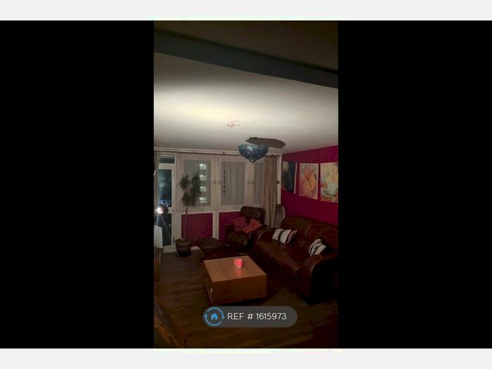 1 Bedroom Flat To Rent In Rowley Gardens, London, N4