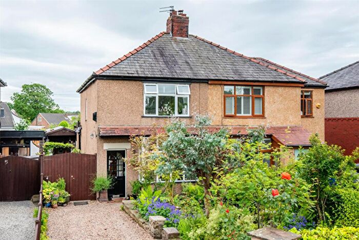 2 Bedroom Semi-Detached House For Sale In Oakmere Avenue, Withnell, Chorley, PR6