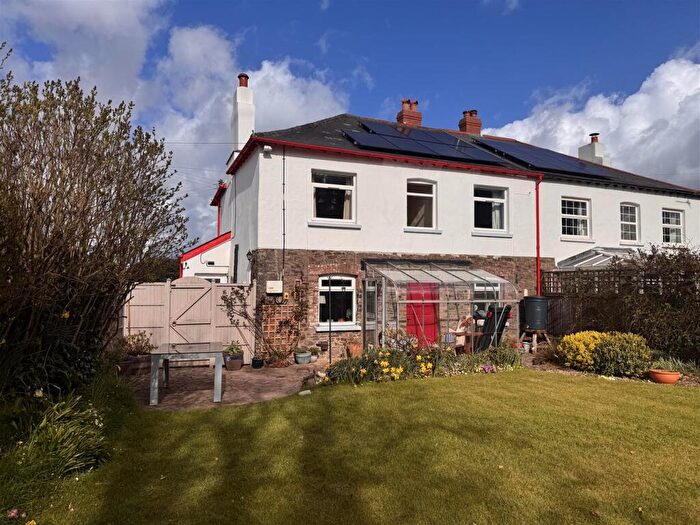 4 Bedroom Semi Detached House For Sale In Chawleigh, EX18