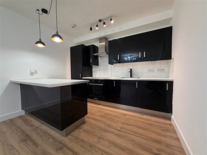 1 Bedroom Flat To Rent In Jury Street, Warwick, CV34