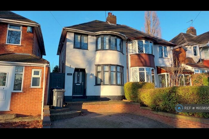 3 Bedroom Semi-Detached House To Rent In Garretts Green Lane, Birmingham, B26