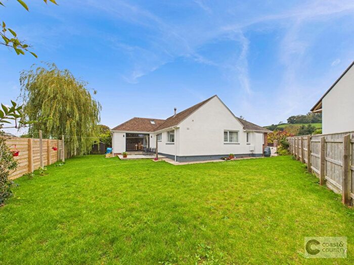 3 Bedroom Bungalow For Sale In Woodland Close, Denbury, TQ12