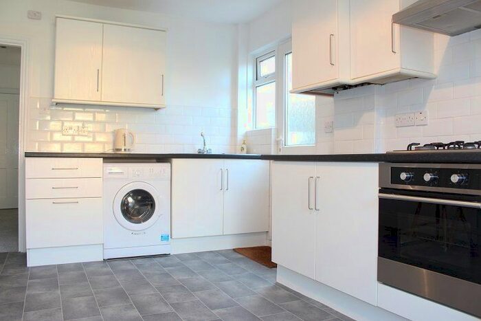 1 Bedroom Flat To Rent In Graham Road, Harrow, HA3