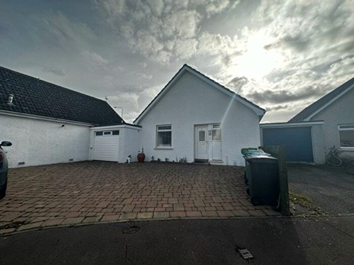 4 Bedroom Detached House To Rent In Balrymonth Court, Fife, KY16