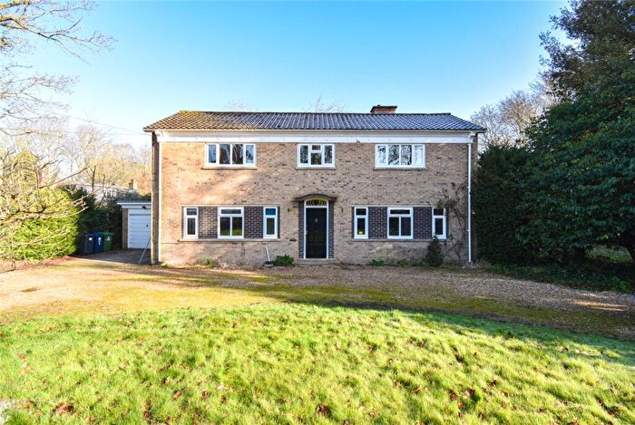 5 Bedroom Detached House To Rent In Common Lane, Hemingford Abbots, Huntingdon, Cambridgeshire, PE28